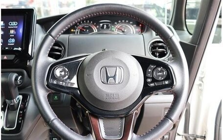 Honda N-BOX II, 2022 год, 800 000 рублей, 33 фотография