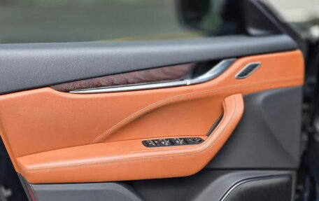 Maserati Levante I, 2022 год, 3 920 000 рублей, 11 фотография