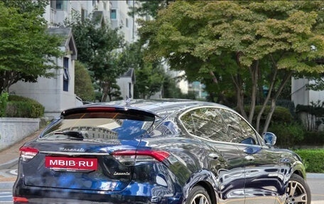 Maserati Levante I, 2022 год, 3 920 000 рублей, 2 фотография