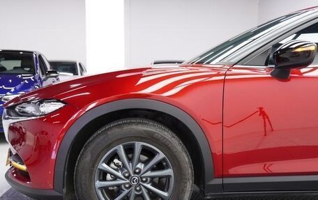 Mazda CX-4, 2021 год, 1 740 300 рублей, 5 фотография