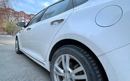 KIA Optima IV, 2018 год, 2 300 000 рублей, 11 фотография