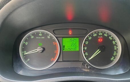 Skoda Fabia II, 2009 год, 340 000 рублей, 5 фотография