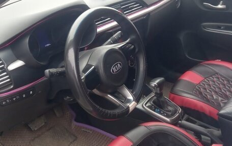 KIA Rio IV, 2017 год, 1 100 000 рублей, 7 фотография