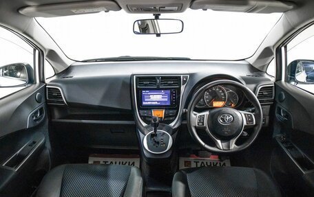 Toyota Ractis II, 2015 год, 1 170 000 рублей, 8 фотография