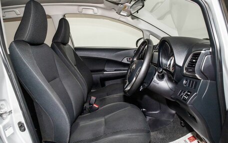 Toyota Ractis II, 2015 год, 1 170 000 рублей, 5 фотография