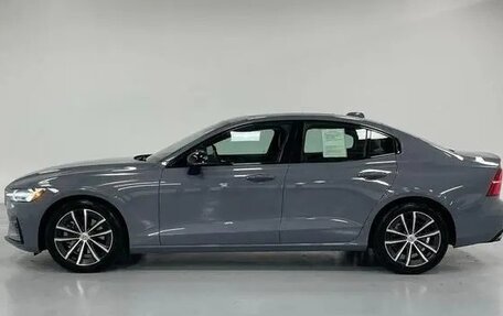 Volvo S60 III, 2022 год, 3 100 000 рублей, 2 фотография