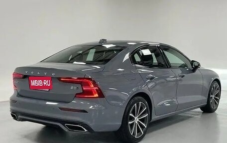 Volvo S60 III, 2022 год, 3 100 000 рублей, 7 фотография