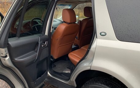 Land Rover Freelander II рестайлинг 2, 2011 год, 1 300 000 рублей, 20 фотография