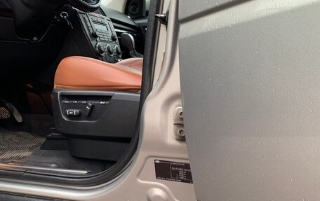 Land Rover Freelander II рестайлинг 2, 2011 год, 1 300 000 рублей, 23 фотография