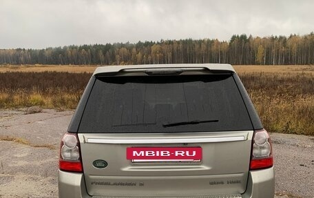 Land Rover Freelander II рестайлинг 2, 2011 год, 1 300 000 рублей, 14 фотография