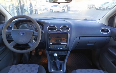 Ford Focus II рестайлинг, 2006 год, 299 000 рублей, 17 фотография