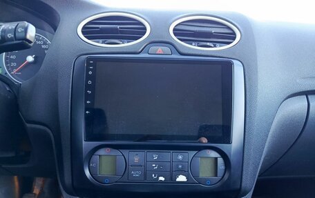 Ford Focus II рестайлинг, 2006 год, 299 000 рублей, 18 фотография