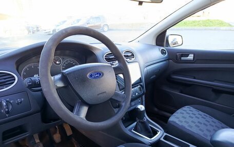 Ford Focus II рестайлинг, 2006 год, 299 000 рублей, 20 фотография
