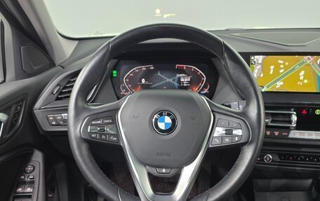 BMW 1 серия, 2021 год, 2 100 000 рублей, 7 фотография