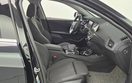 BMW 1 серия, 2021 год, 2 100 000 рублей, 12 фотография