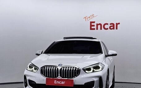 BMW 1 серия, 2021 год, 2 000 000 рублей, 2 фотография