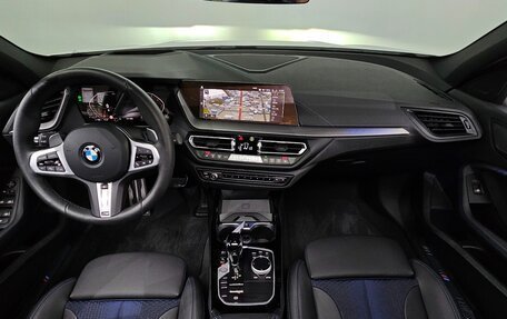 BMW 1 серия, 2021 год, 2 000 000 рублей, 7 фотография