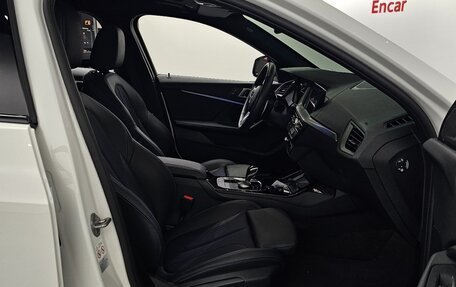 BMW 1 серия, 2021 год, 2 000 000 рублей, 12 фотография