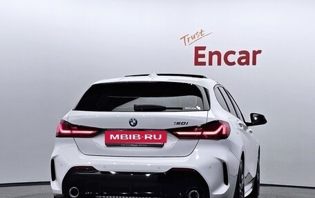 BMW 1 серия, 2021 год, 2 000 000 рублей, 4 фотография