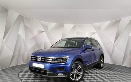 Volkswagen Tiguan II, 2018 год, 2 395 000 рублей, 1 фотография