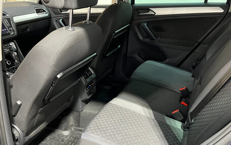 Volkswagen Tiguan II, 2017 год, 1 830 000 рублей, 8 фотография