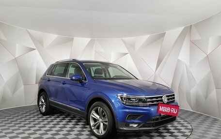 Volkswagen Tiguan II, 2018 год, 2 395 000 рублей, 3 фотография