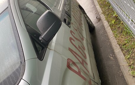 Hyundai H-1 II рестайлинг, 2008 год, 400 000 рублей, 8 фотография