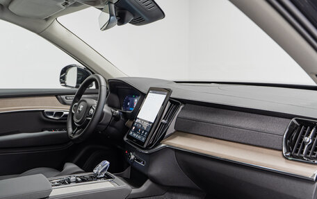 Volvo XC90 II рестайлинг, 2025 год, 10 990 000 рублей, 15 фотография