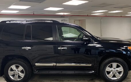 Toyota Land Cruiser 200, 2015 год, 4 750 000 рублей, 6 фотография