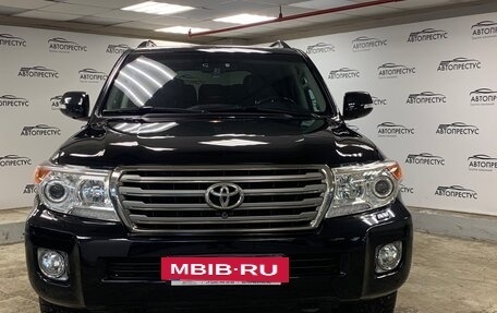 Toyota Land Cruiser 200, 2015 год, 4 750 000 рублей, 3 фотография