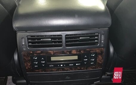 Toyota Land Cruiser 200, 2015 год, 4 750 000 рублей, 10 фотография