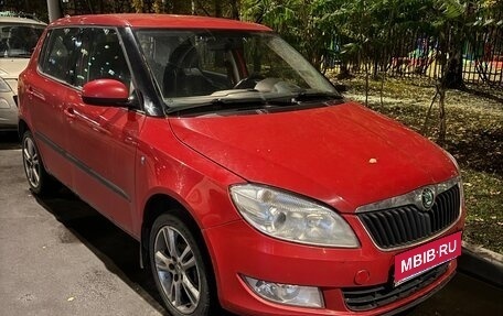 Skoda Fabia II, 2011 год, 250 000 рублей, 1 фотография
