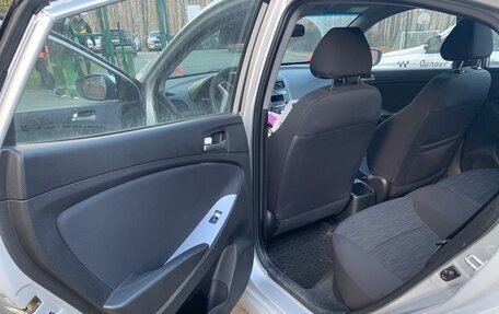 Hyundai Solaris II рестайлинг, 2016 год, 970 000 рублей, 11 фотография