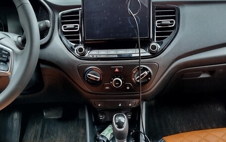 Hyundai Solaris II рестайлинг, 2021 год, 1 650 000 рублей, 2 фотография