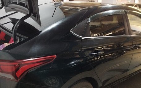 Hyundai Solaris II рестайлинг, 2021 год, 1 650 000 рублей, 10 фотография