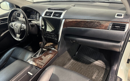 Toyota Camry, 2017 год, 2 299 800 рублей, 3 фотография