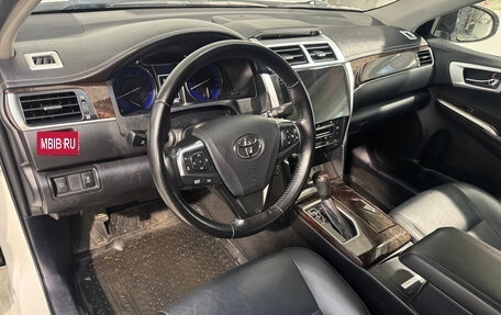Toyota Camry, 2017 год, 2 299 800 рублей, 7 фотография