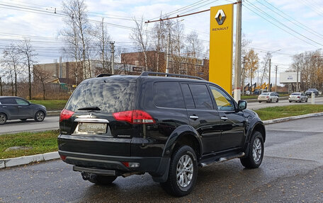 Mitsubishi Pajero Sport II рестайлинг, 2013 год, 1 750 000 рублей, 11 фотография
