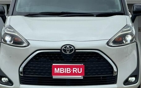Toyota Sienta II, 2022 год, 1 184 000 рублей, 6 фотография
