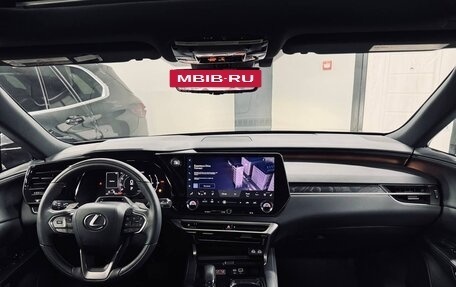 Lexus RX IV рестайлинг, 2023 год, 11 000 000 рублей, 9 фотография