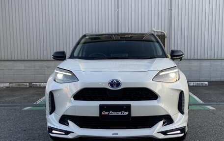 Toyota Yaris Cross, 2021 год, 1 425 000 рублей, 2 фотография