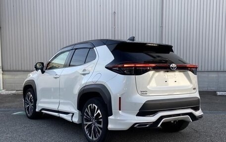 Toyota Yaris Cross, 2021 год, 1 425 000 рублей, 6 фотография