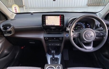 Toyota Yaris Cross, 2021 год, 1 425 000 рублей, 11 фотография