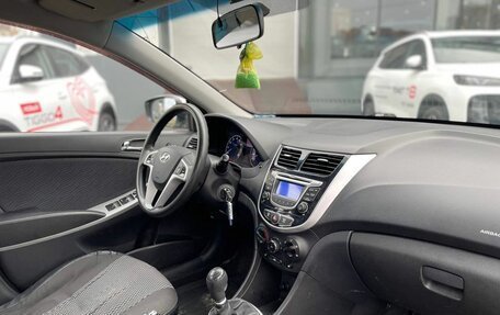 Hyundai Solaris II рестайлинг, 2012 год, 624 000 рублей, 11 фотография