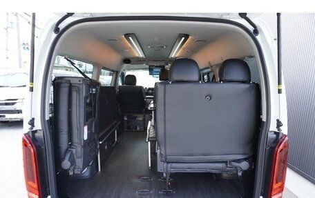 Toyota HiAce H200, 2025 год, 6 000 000 рублей, 23 фотография