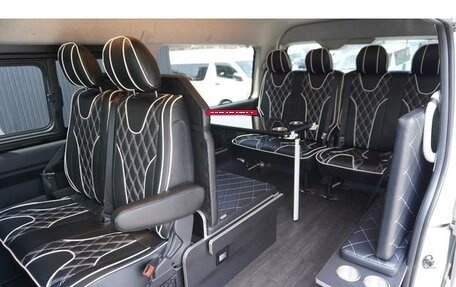 Toyota HiAce H200, 2025 год, 6 000 000 рублей, 16 фотография