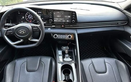 Hyundai Elantra, 2022 год, 1 424 000 рублей, 5 фотография