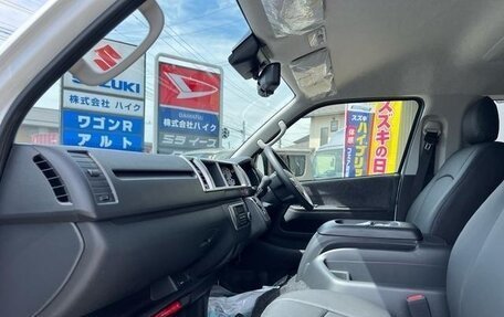 Toyota HiAce H200, 2025 год, 5 000 000 рублей, 16 фотография