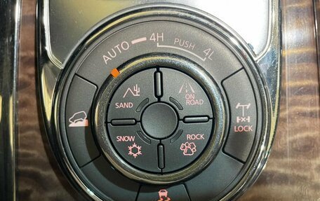 Nissan Patrol, 2011 год, 1 700 000 рублей, 34 фотография