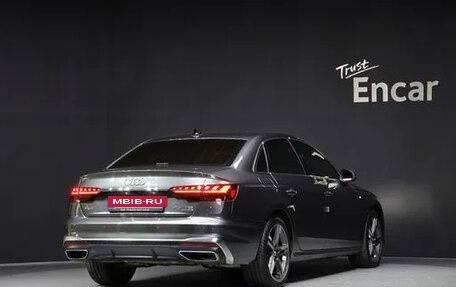 Audi A4, 2021 год, 2 950 000 рублей, 2 фотография